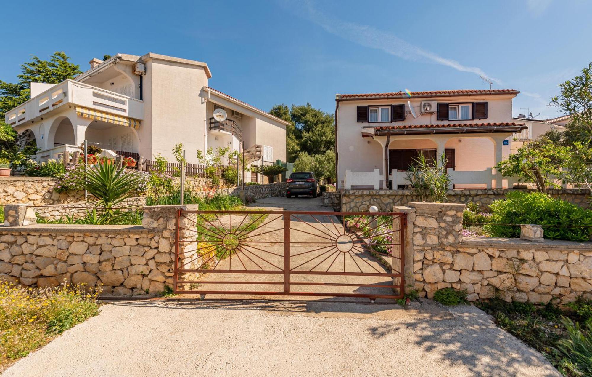 Nice Apartment In Potocnica With House Sea View Borovići Exteriér fotografie
