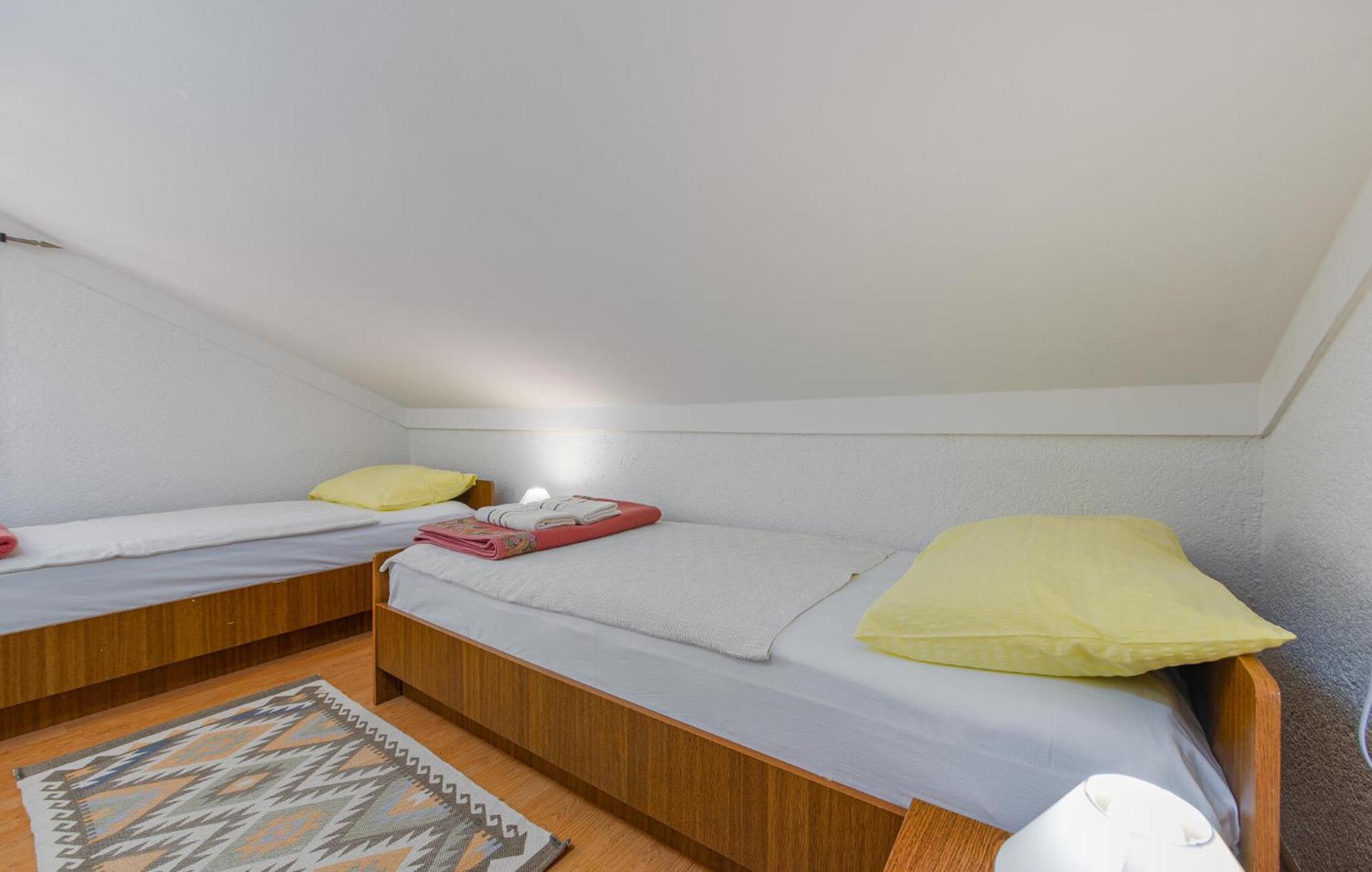 Nice Apartment In Potocnica With House Sea View Borovići Exteriér fotografie